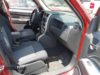 2008 Jeep Patriot Sport with VIN 1J8FT28W28D593587, listed as a IAAI auction lot 42563483 with 340,431 mi miles and . Bid and sale history available at DreamBid. Image 5.