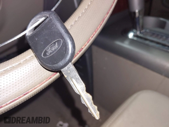 2008 Ford F-150 XLT с VIN 1FTPW14V18FB42925, выставлен на аукционе IAAI как лот 42619962 с пробегом 162 077 миль миль и . История ставок и продаж доступна на DreamBid. Изображение 11.