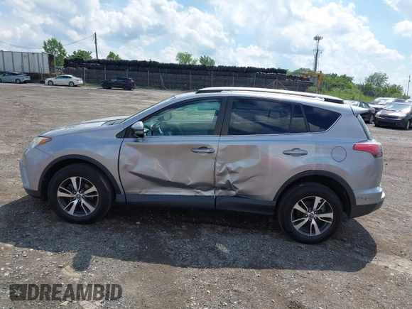 2016 Toyota RAV4 XLE with VIN 2T3RFREV1GW425957, listed as a IAAI auction lot 42648437 with 58,654 mi miles and . Bid and sale history available at DreamBid. Image 15.