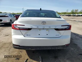 2025 Toyota Camry LE z VIN 4T1DAACK3SU570793, wystawiony jako Copart lot #55525395 z przebiegiem Nie podano mil oraz Szkoda całkowita • Salvage title. Historia ofert i sprzedaży dostępna na DreamBid. Obrazek 6.