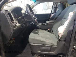 2014 Ram 1500 Express z VIN 1C6RR7FT9ES152773, wystawiony jako Copart lot #61879354 z przebiegiem 124 824 mil mil oraz Szkoda całkowita • Salvage title. Historia ofert i sprzedaży dostępna na DreamBid. Obrazek 7.
