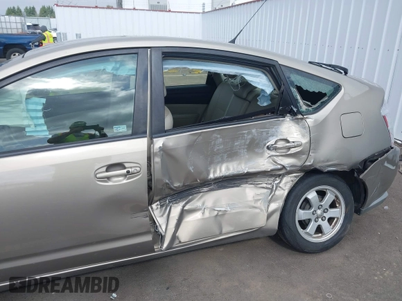 2007 Toyota Prius with VIN JTDKB20U877670298, listed as a IAAI auction lot 42485412 with 178,282 mi miles and . Bid and sale history available at DreamBid. Image 6.
