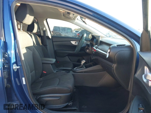 2022 Kia Forte LXS with VIN 3KPF24AD0NE472873, listed as a IAAI auction lot 41359704 with 58,822 mi miles and . Bid and sale history available at DreamBid. Image 5.