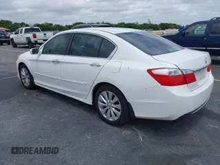 2015 Honda Accord EX-L с VIN 1HGCR2F82FA125453, выставлен на аукционе IAAI как лот 39150439 с пробегом 132 000 миль миль и . История ставок и продаж доступна на DreamBid. Изображение 3.