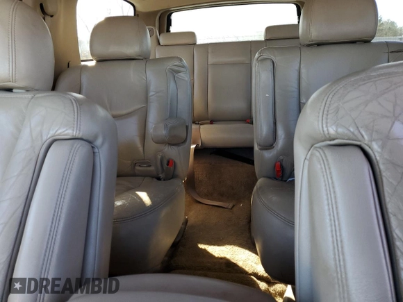 2003 Chevrolet Suburban LT with VIN 1GNEC16Z93J235334, listed as a Copart auction lot 87717995 with 299,627 mi miles and Salvage Title. Bid and sale history available at carsss.com. Image 10.