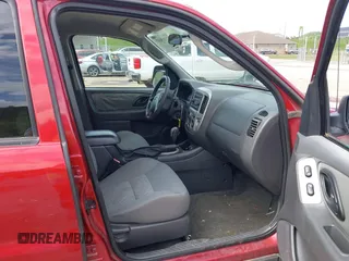 2006 Ford Escape XLT with VIN 1FMYU93156KA02013, listed as a IAAI auction lot 42205647 with 182,974 mi miles and . Bid and sale history available at DreamBid. Image 5.