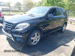 2014 Mercedes-Benz M 350 z VIN 4JGDA2EB0EA385223, wystawiony jako IAAI lot #42056714 z przebiegiem 185 750 mil mil oraz . Historia ofert i sprzedaży dostępna na DreamBid. Obrazek 17.