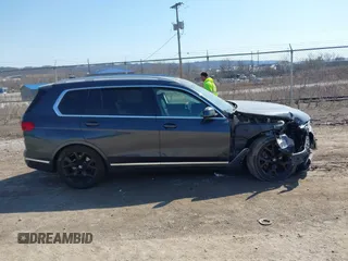 2020 BMW X7 xDrive40i with VIN 5UXCW2C03L9A01096, listed as a IAAI auction lot 41774774 with 55,596 mi miles. Bid and sale history available at carsss.com. Image 13.