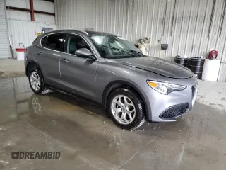 2019 Alfa Romeo Stelvio z VIN ZASPAKAN5K7C69274, wystawiony jako Copart lot #52321395 z przebiegiem 30 323 mil mil oraz Szkoda całkowita • Salvage title. Historia ofert i sprzedaży dostępna na DreamBid. Obrazek 4.