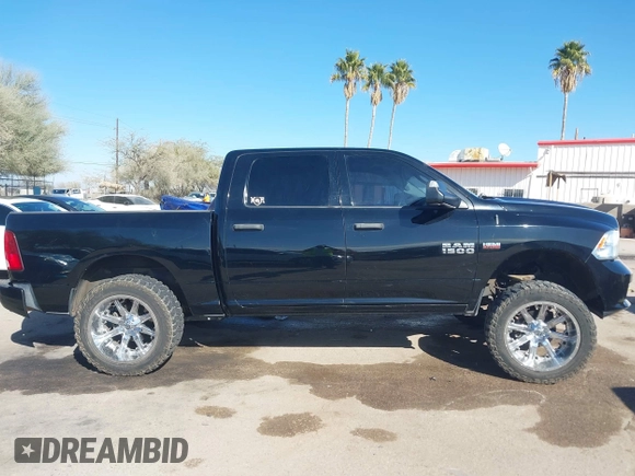 2015 Ram 1500 Express z VIN 1C6RR6KT1FS517948, wystawiony jako IAAI lot #41355978 z przebiegiem 94 784 mil mil oraz . Historia ofert i sprzedaży dostępna na DreamBid. Obrazek 13.