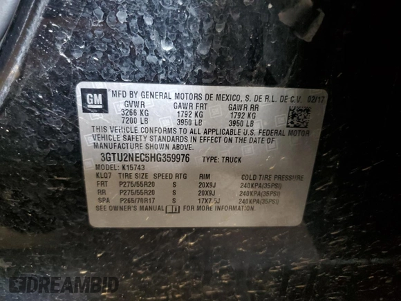 2017 GMC Sierra 1500 SLT z VIN 3GTU2NEC5HG359976, wystawiony jako Copart lot #54163565 z przebiegiem 175 755 mil mil oraz Szkody całkowita. Historia ofert i sprzedaży dostępna na DreamBid. Obrazek 12.