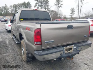 2005 Ford Super Duty F-250 XL with VIN 1FTSW21P45EB65980, listed as a IAAI auction lot 41554238 with 275,000 mi miles. Bid and sale history available at carsss.com. Image 3.
