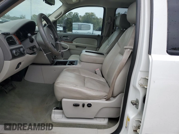 2010 Chevrolet Silverado 3500HD DRW LTZ with VIN 1GC7K1B67AF101907, listed as a Copart auction lot 88140105 with 192,070 mi miles and Salvage Title. Bid and sale history available at DreamBid. Image 7.