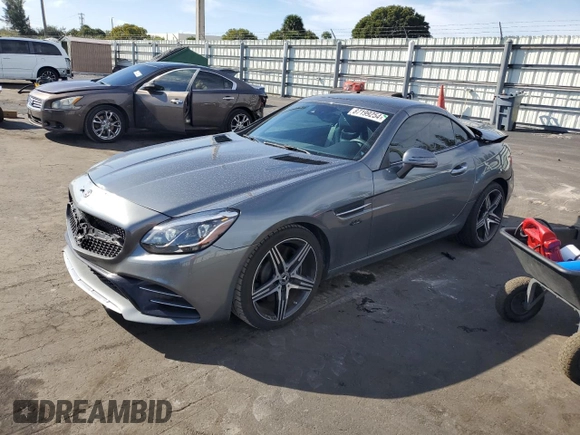2020 Mercedes-Benz SLC 300 с VIN W1KPK3JAXLF170648, выставлен на аукционе Copart как лот 87199254 с пробегом Не указан миль и Списание • Salvage title. История ставок и продаж доступна на DreamBid. Изображение 1.