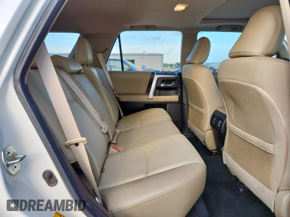 2020 Toyota 4Runner SR5 z VIN JTEBU5JR6L5819461, wystawiony jako Copart lot #58766725 z przebiegiem 101 481 mil mil oraz Szkoda całkowita • Salvage title. Historia ofert i sprzedaży dostępna na DreamBid. Obrazek 11.