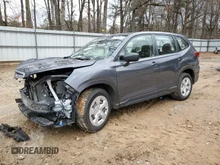 2020 Subaru Forester with VIN JF2SKAAC3LH528012, listed as a Copart auction lot 47868515 with 39,213 mi miles and Salvage Title. Bid and sale history available at carsss.com. Image 1.