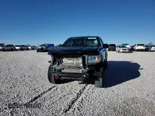 2021 GMC Canyon 4WD AT4 w/Cloth with VIN 1GTG6FEN0M1106579, listed as a Copart auction lot 81330184 with 29,630 mi miles and Salvage Title. Bid and sale history available at carsss.com. Image 15.