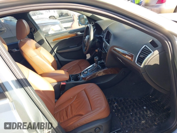 2011 Audi Q5 Premium Plus z VIN WA1LFBFP9BA062046, wystawiony jako IAAI lot #41671606 z przebiegiem 197 488 mil mil oraz . Historia ofert i sprzedaży dostępna na DreamBid. Obrazek 5.