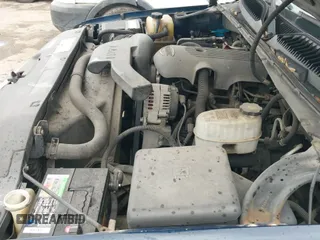 2004 Chevrolet Suburban LS with VIN 3GNEC16Z54G306970, listed as a IAAI auction lot 42201550 with Not provided miles and . Bid and sale history available at DreamBid. Image 12.