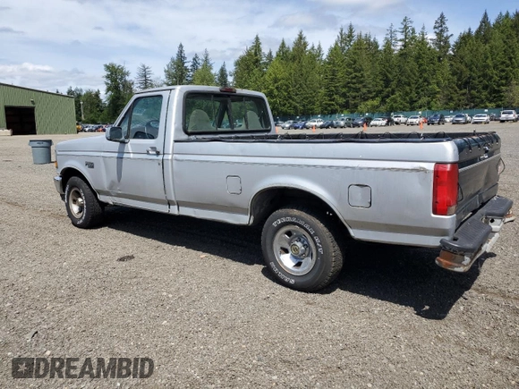 1996 Ford F-150 z VIN 1FTEF15Y1TLB97448, wystawiony jako Copart lot #58521885 z przebiegiem 111 405 mil mil oraz Czysty tytuł • Clean title. Historia ofert i sprzedaży dostępna na DreamBid. Obrazek 2.