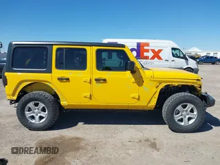 2021 Jeep Wrangler Unlimited Willys with VIN 1C4HJXDN8MW511747, listed as a IAAI auction lot 41730164 with 42,300 mi miles and . Bid and sale history available at DreamBid. Image 14.