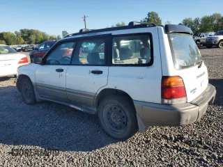 1998 Subaru Forester S with VIN JF1SF6559WH770566, listed as a Copart auction lot 74371824 with 201,681 mi miles and Salvage Title. Bid and sale history available at carsss.com. Image 2.