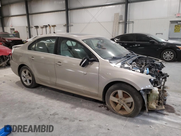 2013 Volkswagen Jetta TDI w/Premium/Nav with VIN 3VWLL7AJ4DM237837, listed as a Copart auction lot 89401845 with Not provided miles and Salvage title. Bid and sale history available at DreamBid. Image 4.