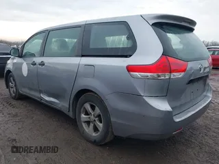 2012 Toyota Sienna with VIN 5TDZK3DC2CS221981, listed as a IAAI auction lot 41650273 with 146,652 mi miles. Bid and sale history available at carsss.com. Image 3.