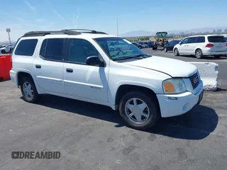 2003 GMC Envoy XL SLE with VIN 1GKES16S736184471, listed as a IAAI auction lot 42014628 with 169,939 mi miles. Bid and sale history available at carsss.com. Image 1.
