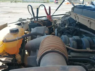 2022 Ford F-150 XL с VIN 1FTFX1E56NKE82064, выставлен на аукционе IAAI как лот 42955165 с пробегом 64 118 миль миль и . История ставок и продаж доступна на DreamBid. Изображение 17.