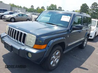 2006 Jeep Commander Limited с VIN 1J8HG58256C364240, выставлен на аукционе IAAI как лот 42597786 с пробегом 154 893 миль миль и . История ставок и продаж доступна на DreamBid. Изображение 2.