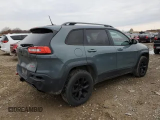 2014 Jeep Cherokee Trailhawk z VIN 1C4PJMBS8EW239981, wystawiony jako Copart lot #80226054 z przebiegiem 161 750 mil mil oraz Czysty tytuł • Clean title. Historia ofert i sprzedaży dostępna na DreamBid. Obrazek 3.