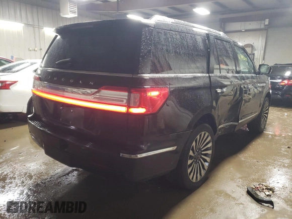 2019 Lincoln Navigator Reserve with VIN 5LMJJ2LT5KEL17211, listed as a Copart auction lot 47668475 with 102,903 mi miles and Salvage title. Bid and sale history available at DreamBid. Image 3.