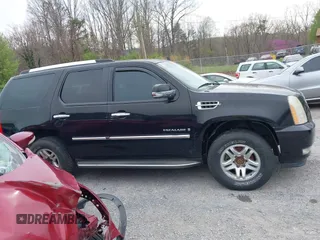 2009 Cadillac Escalade z VIN 1GYFK23229R252638, wystawiony jako IAAI lot #41962606 z przebiegiem 224 915 mil mil oraz . Historia ofert i sprzedaży dostępna na DreamBid. Obrazek 13.