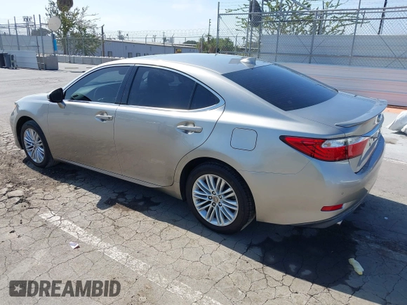 2015 Lexus ES 330 with VIN JTHBK1GG6F2160780, listed as a IAAI auction lot 42537683 with 39,564 mi miles and . Bid and sale history available at DreamBid. Image 3.