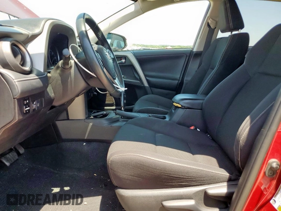 2018 Toyota RAV4 XLE with VIN 2T3WFREV0JW489613, listed as a Copart auction lot 61245005 with 46,253 mi miles and Salvage title. Bid and sale history available at DreamBid. Image 7.