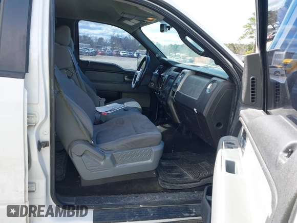 2012 Ford F-150 XL with VIN 1FTEW1CMXCFB05767, listed as a IAAI auction lot 41726889 with 302,191 mi miles. Bid and sale history available at carsss.com. Image 5.