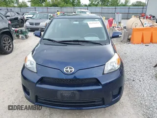 2010 Scion xD z VIN JTKKU4B45A1004988, wystawiony jako IAAI lot #42354414 z przebiegiem 85 536 mil mil oraz . Historia ofert i sprzedaży dostępna na DreamBid. Obrazek 12.