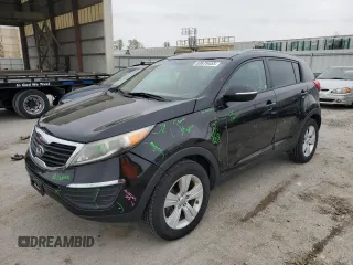 2013 Kia Sportage LX z VIN KNDPB3A27D7378873, wystawiony jako Copart lot #53679455 z przebiegiem 170 169 mil mil oraz Szkoda całkowita • Salvage title. Historia ofert i sprzedaży dostępna na DreamBid. Obrazek 1.
