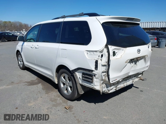 2016 Toyota Sienna LE AAS with VIN 5TDKK3DC0GS718129, listed as a IAAI auction lot 41818130 with 145,863 mi miles. Bid and sale history available at carsss.com. Image 3.