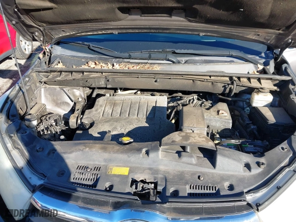2014 Toyota Highlander XLE with VIN 5TDKKRFH2ES021473, listed as a IAAI auction lot 41809149 with 220,867 mi miles. Bid and sale history available at carsss.com. Image 10.