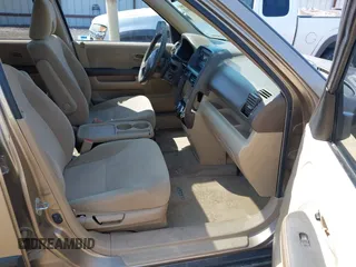 2006 Honda CR-V EX with VIN JHLRD78856C031222, listed as a IAAI auction lot 42118910 with 212,486 mi miles and . Bid and sale history available at carsss.com. Image 5.