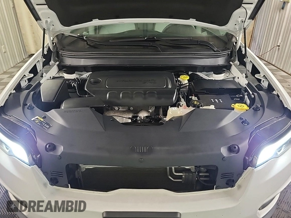 2021 Jeep Cherokee Altitude with VIN 1C4PJMLB9MD211826, listed as a IAAI auction lot 42666661 with 47,838 mi miles and . Bid and sale history available at DreamBid. Image 43.