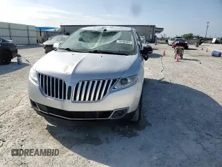 2014 Lincoln MKX with VIN 2LMDJ6JK1EBL15560, listed as a Copart auction lot 49206495 with 74,430 mi miles and Salvage Title. Bid and sale history available at DreamBid. Image 16.