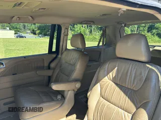 2009 Honda Odyssey Touring with VIN 5FNRL38819B025126, listed as a IAAI auction lot 42219263 with 187,191 mi miles and . Bid and sale history available at carsss.com. Image 8.