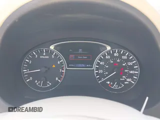 2017 Nissan Altima SV z VIN 1N4AL3AP1HC141166, wystawiony jako IAAI lot #41863150 z przebiegiem 95 770 mil mil oraz . Historia ofert i sprzedaży dostępna na DreamBid. Obrazek 7.
