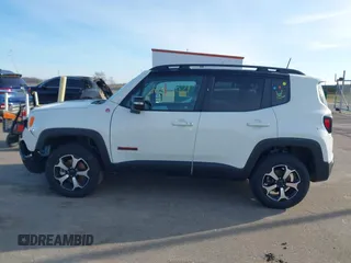 2022 Jeep Renegade Trailhawk with VIN ZACNJDC12NPN60910, listed as a IAAI auction lot 40921024 with 39,791 mi miles and . Bid and sale history available at DreamBid. Image 14.
