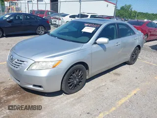 2009 Toyota Camry z VIN 4T1BE46K99U265429, wystawiony jako IAAI lot #42402115 z przebiegiem 173 309 mil mil oraz . Historia ofert i sprzedaży dostępna na DreamBid. Obrazek 2.