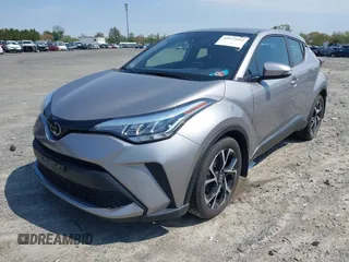 2020 Toyota C-HR LE z VIN NMTKHMBX6LR106469, wystawiony jako IAAI lot #41972012 z przebiegiem 51 316 mil mil oraz . Historia ofert i sprzedaży dostępna na DreamBid. Obrazek 2.