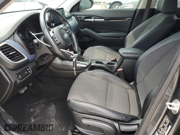 2021 Kia Seltos S with VIN KNDEU2AA4M7129983, listed as a Copart auction lot 55466665 with 65,209 mi miles and Salvage Title. Bid and sale history available at DreamBid. Image 7.